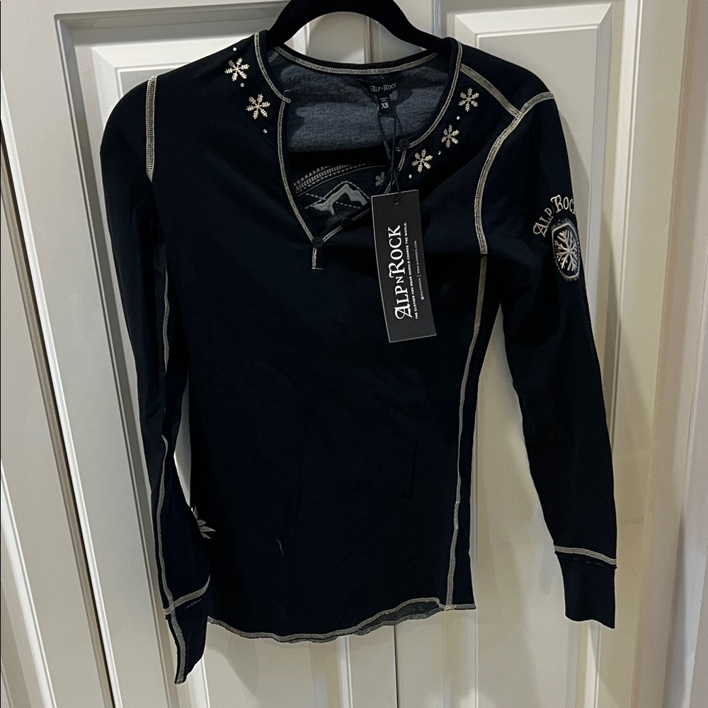 NWT Alp N Rock Black Long Sleeve Luxe Henley with mountains & ski lift gondola - Picture 2 of 9